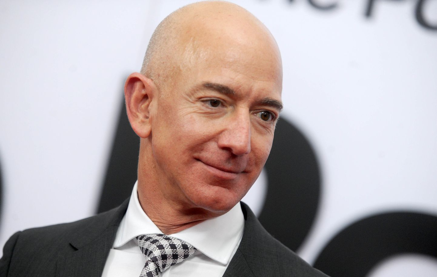 Jeff Bezos on rikas ja saab veel rikkamaks.