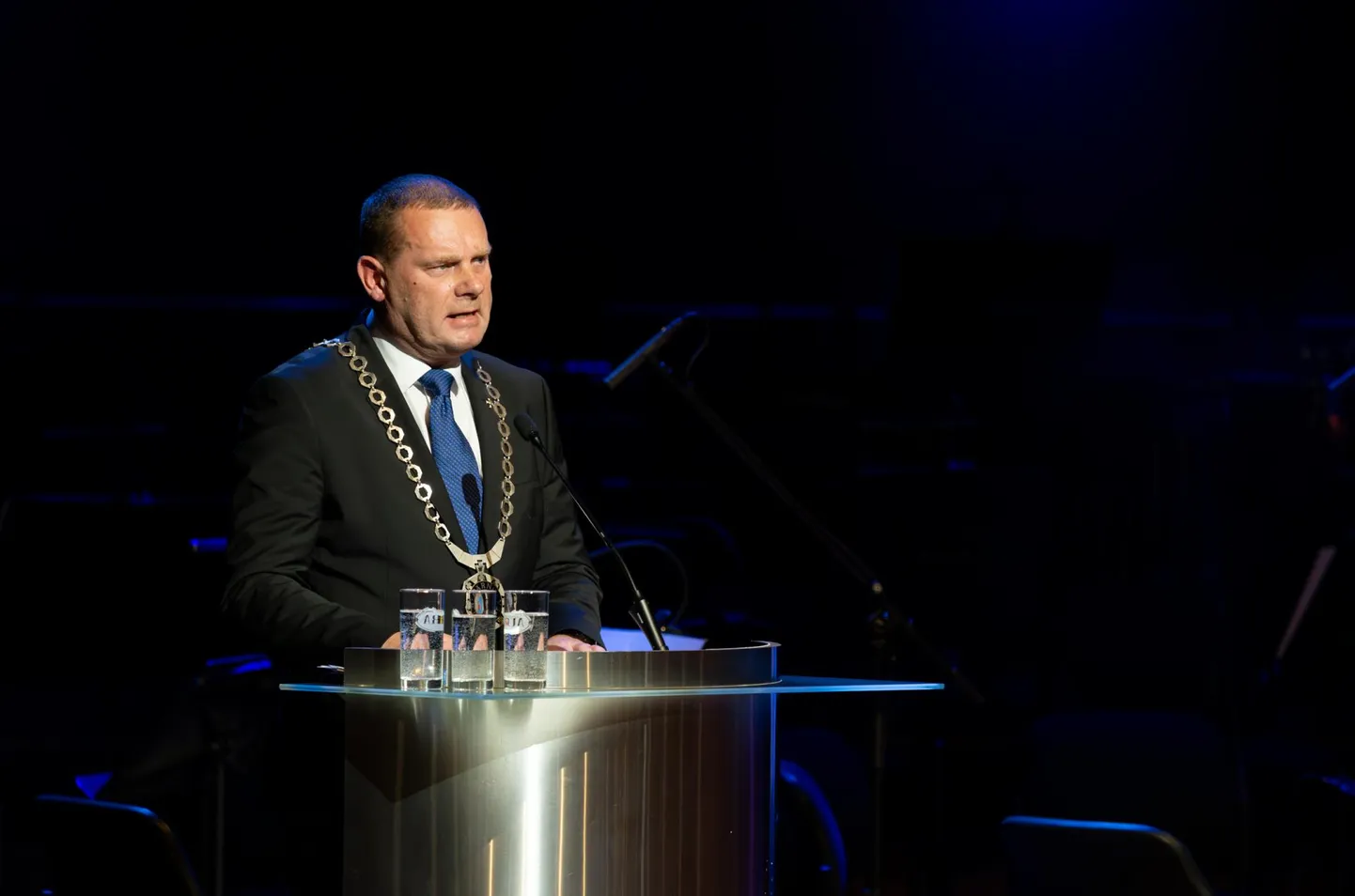 Pärnu linnapea Romek Kosenkranius pühendas seekordse aastapäevakõne tegusatele pärnakatele.