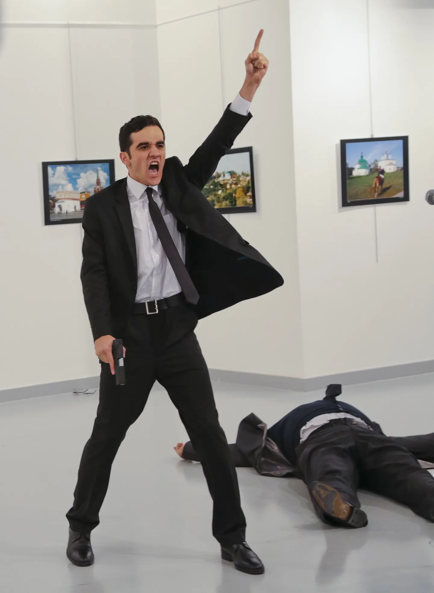 Mevlüt Mert Altıntaş karjumas peale Vene suursaadikus surmamist.