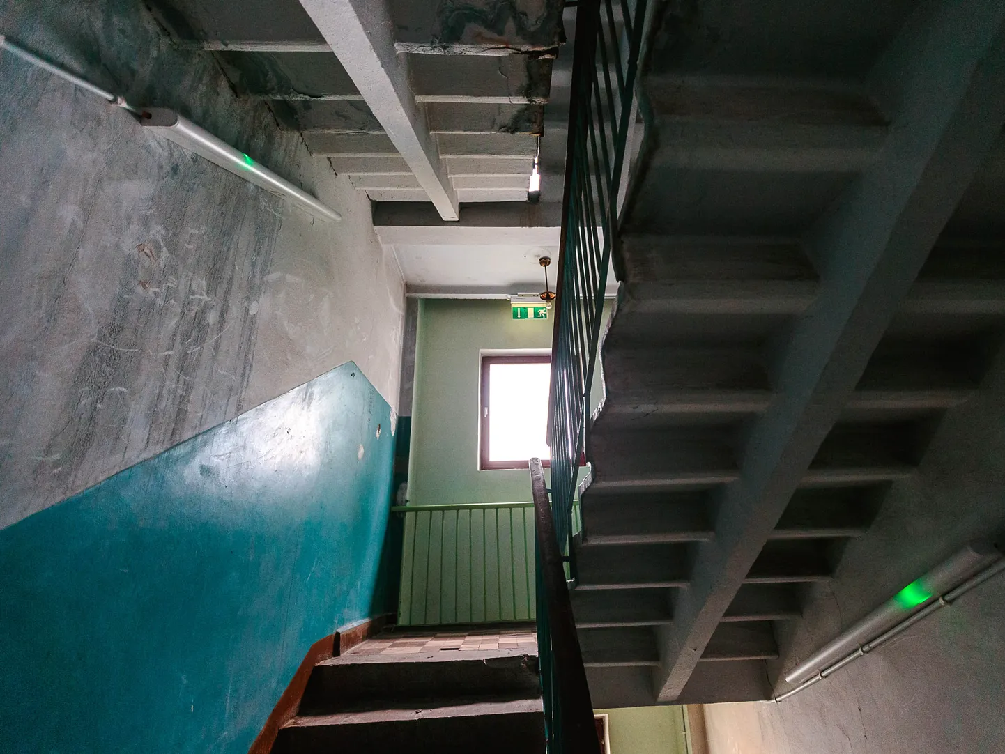 Ühe Narva ühiselamu trepimade.