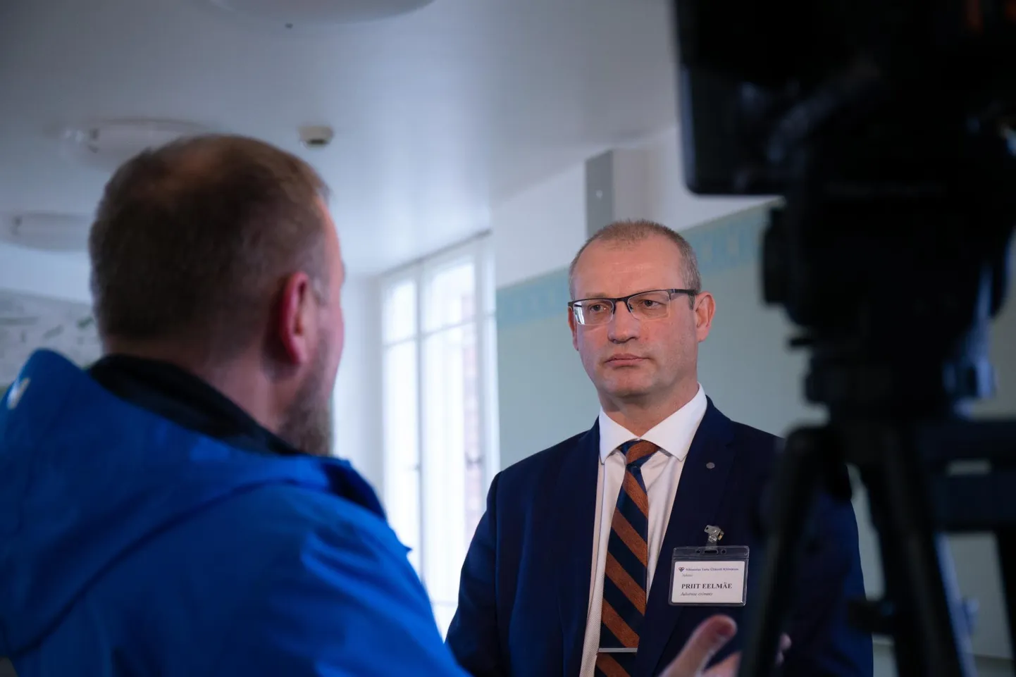 Tartu ülikooli kliinikumi juhatuse esimees Priit Eelmäe ütles eile pärast nõukogu koosolekut, et tema järsk stiil sobib muutuste tegemiseks, kuid mõned inimesed võivad seda isiklikult võtta ja solvuda.