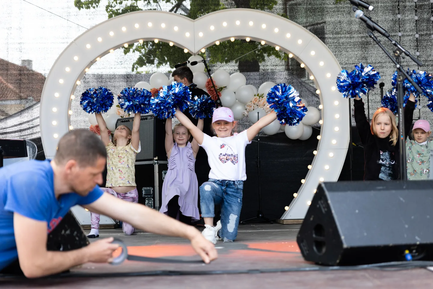 Lastekaitsepäeva tegevused Kuressaares 1. juunil.