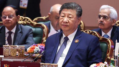 Xi sõnum Hiina tehnoloogiagurudele: andke passid ära
