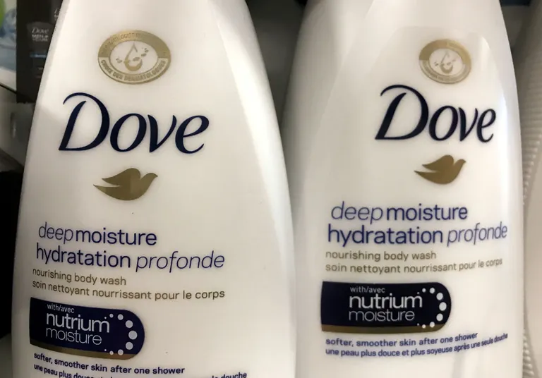 Üks Dove'i toodetest, dušigeel