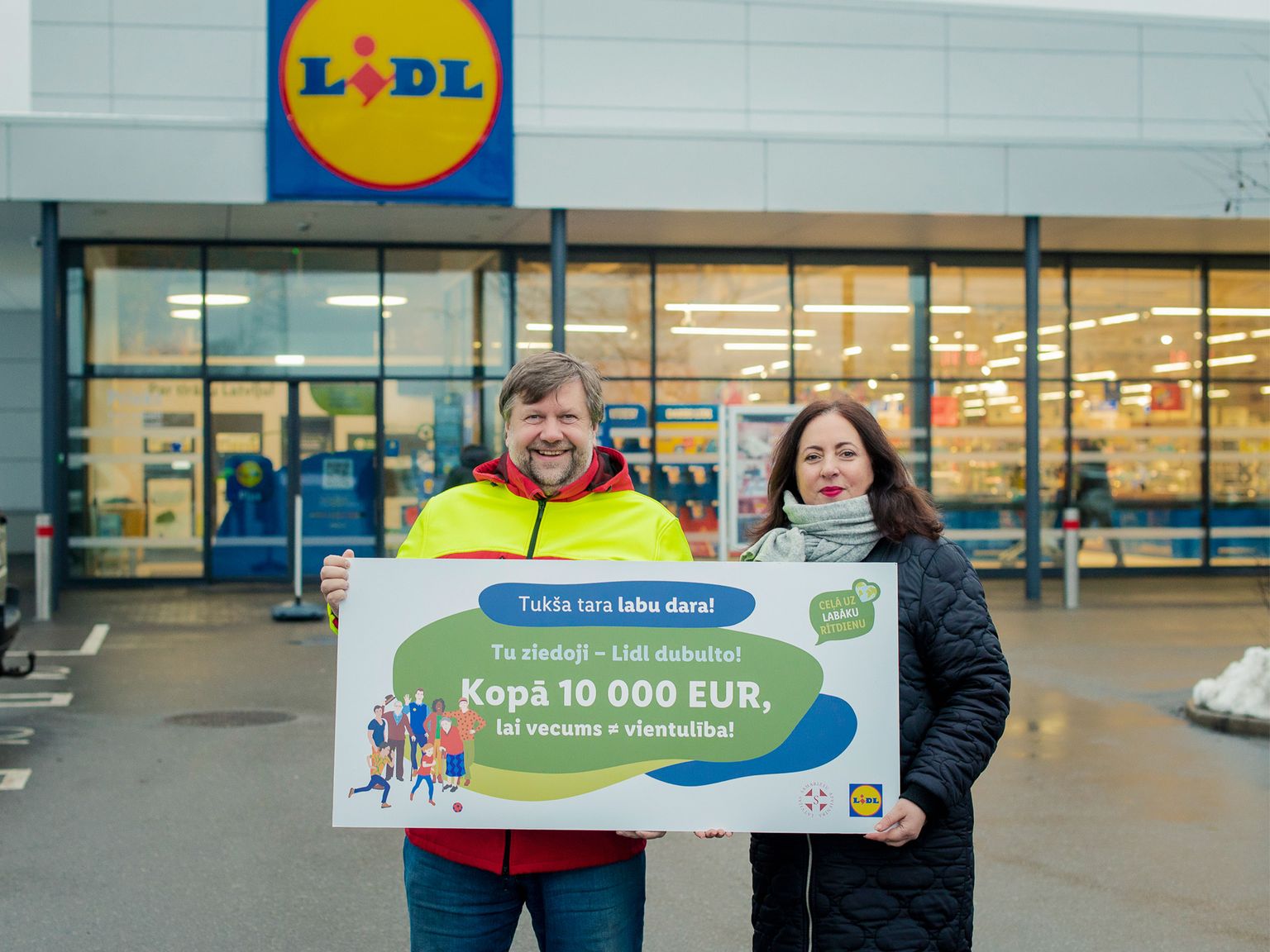 На поддержку одиноких пенсионеров Lidl и покупатели пожертвовали 10 тысяч евро