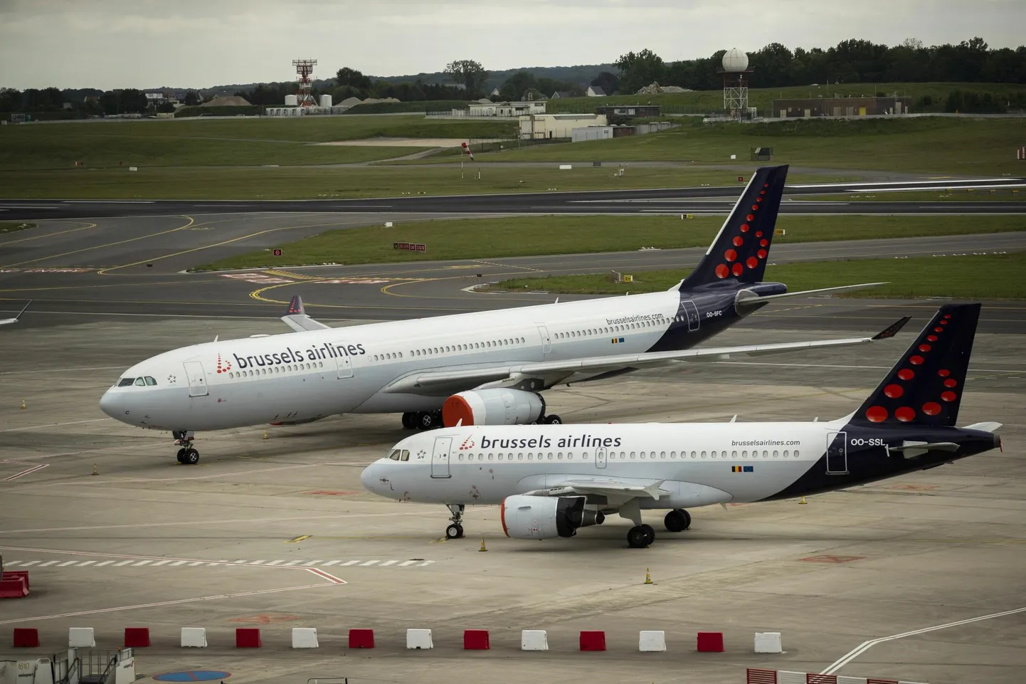 Lennufirma Brussels Airlines lennukid Brüsseli lennujaamas.