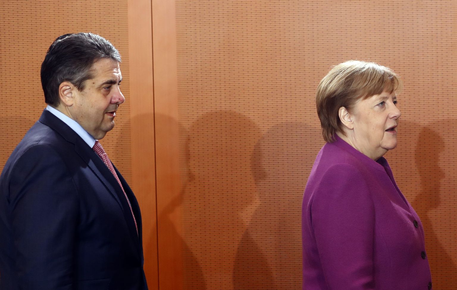 Saksa välisminister Sigmar Gabriel ja kantsler Angela Merkel.