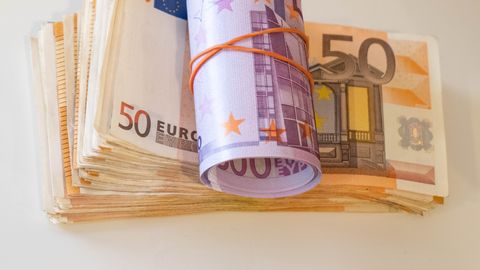 Жительница Таллинна потеряла тысячи евро из-за фальшивой победы в лотерее 