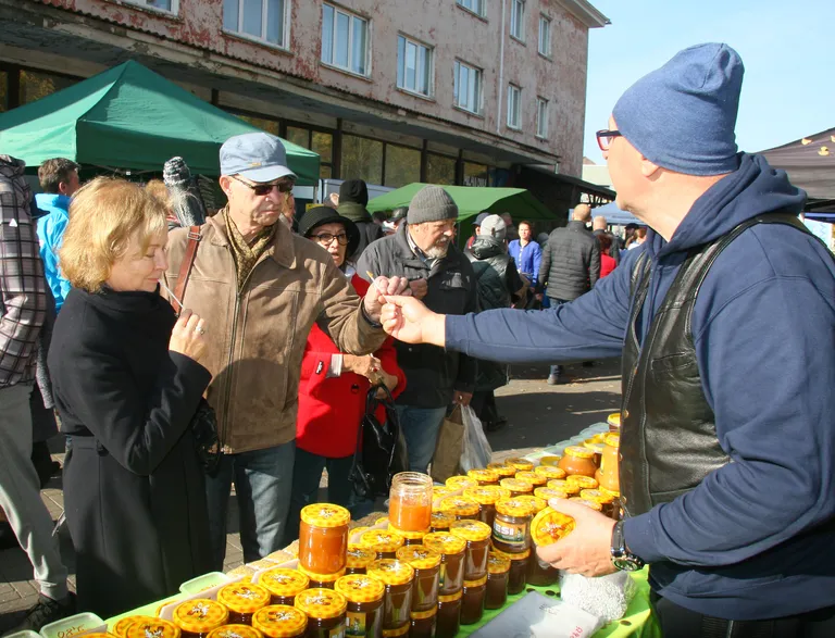 Михайловская ярмарка в Йыхви.