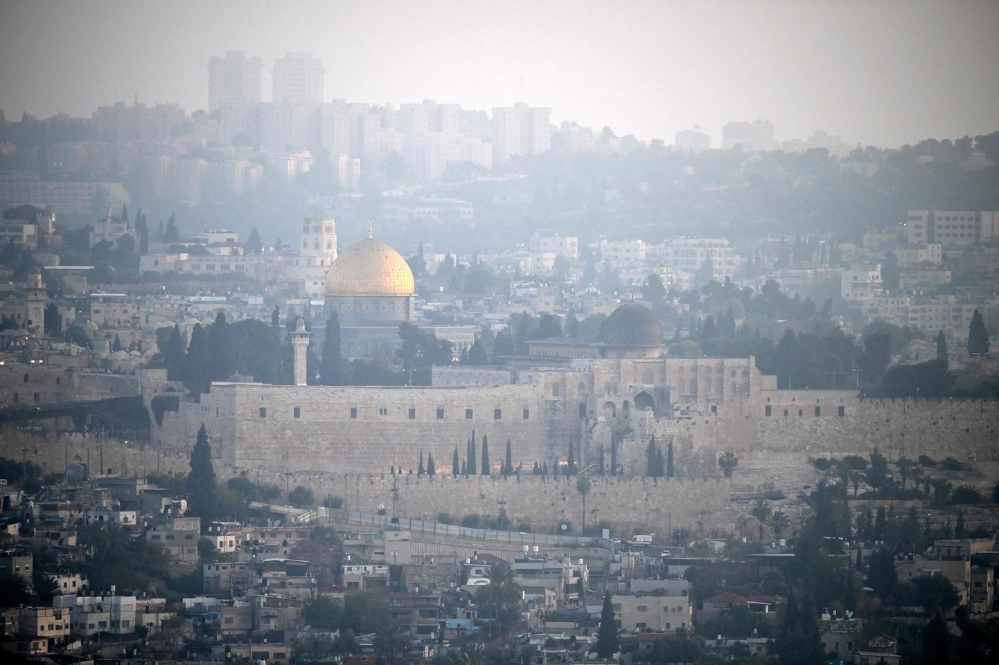 Иерусалим на рассвете 14 апреля 2024 года