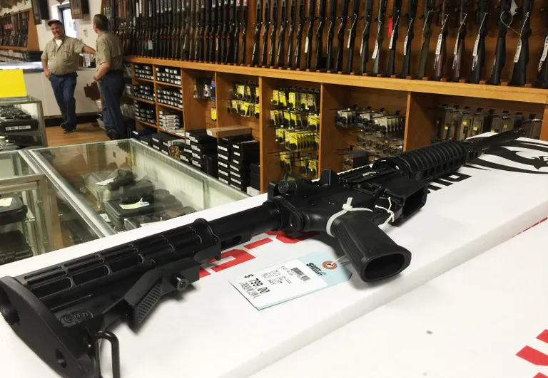 Poolautomaat AR-15.