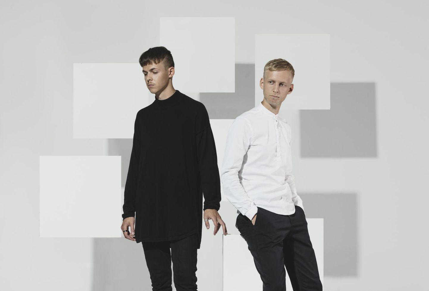 Oliver Rõõmuse ja Joonatan Toomiste asutatud duo Púr Múdd tegi Stefan Airapetjani tänavusest "Eesti laulu" võistlusloost oma versiooni.