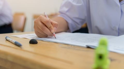 В средней школе отменят один централизованный экзамен высшего уровня