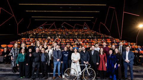 GALERII ⟩ Kodumaise spordifilmi «Meie Erika» esilinastusele tuli kohale glamuurne ja sportlik seltskond