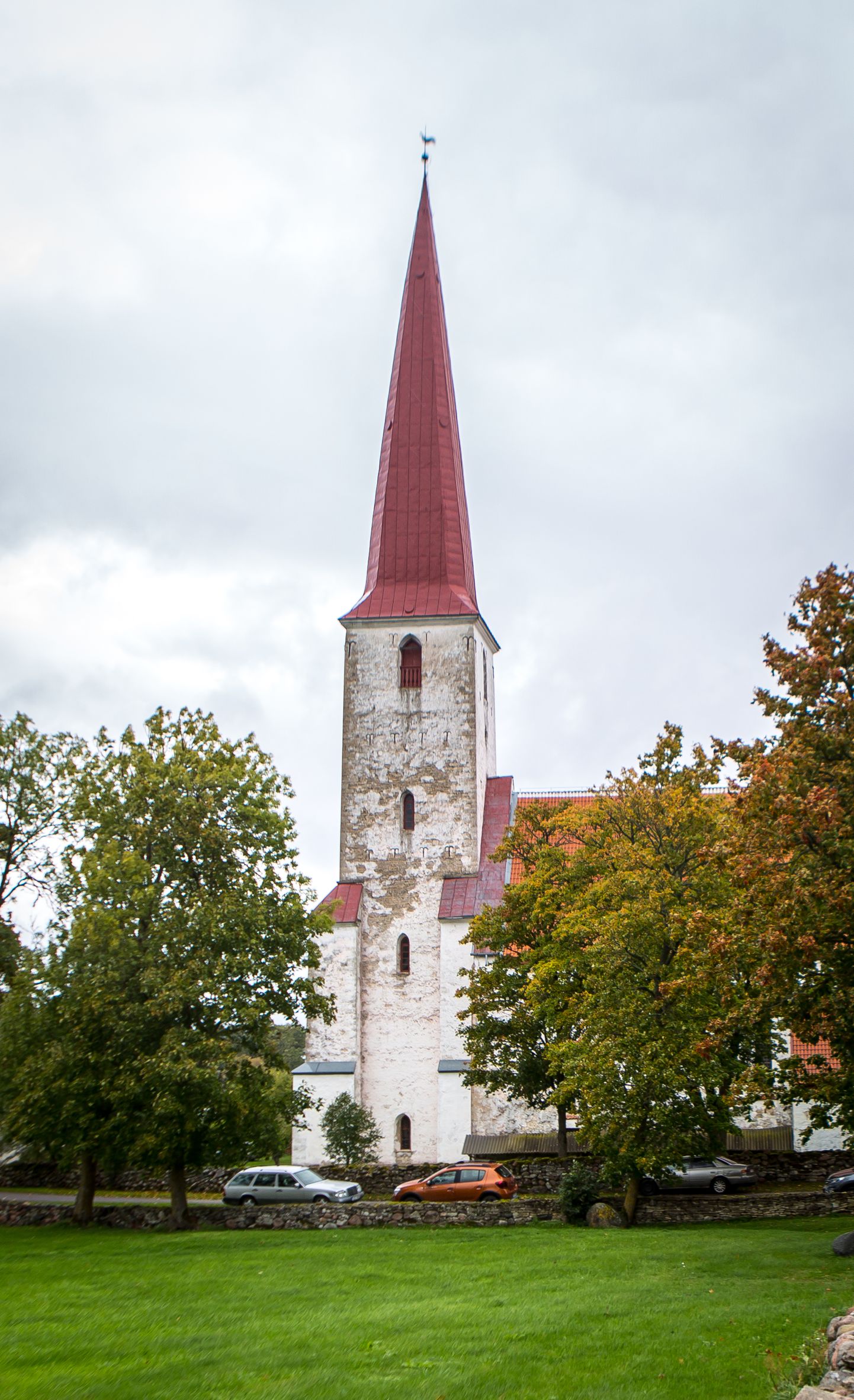 Kihelkonna kiriku torn 2018. aastal.