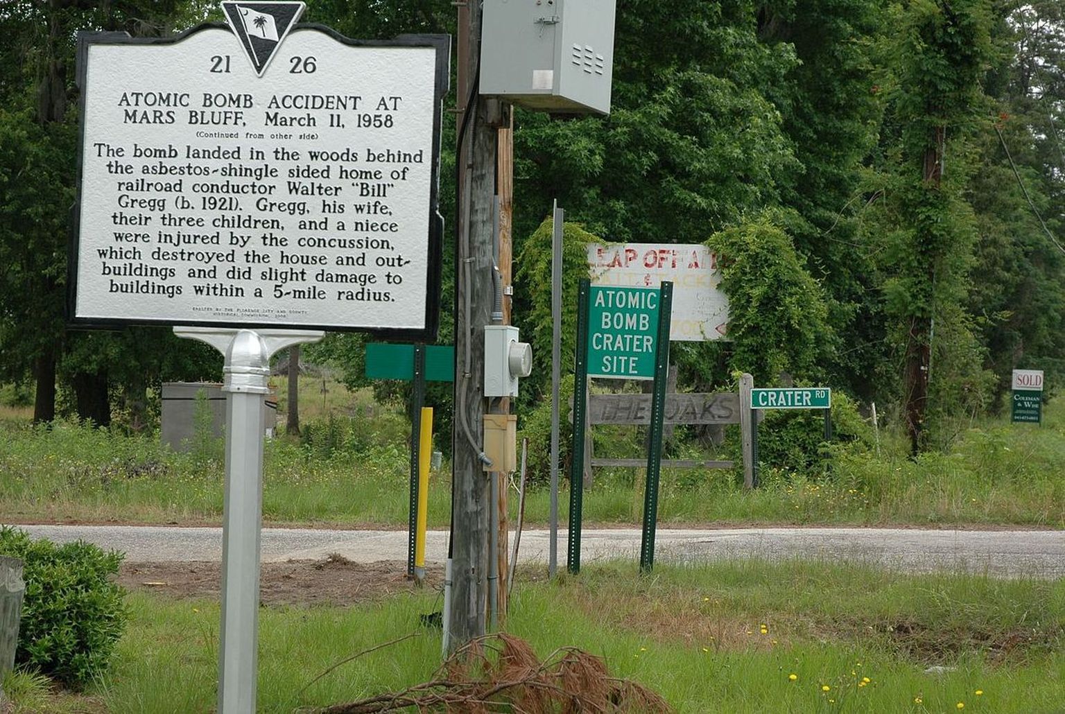 USA Lõuna-Carolina Mars Bluffi õnnetuskohta tähistavad sildid