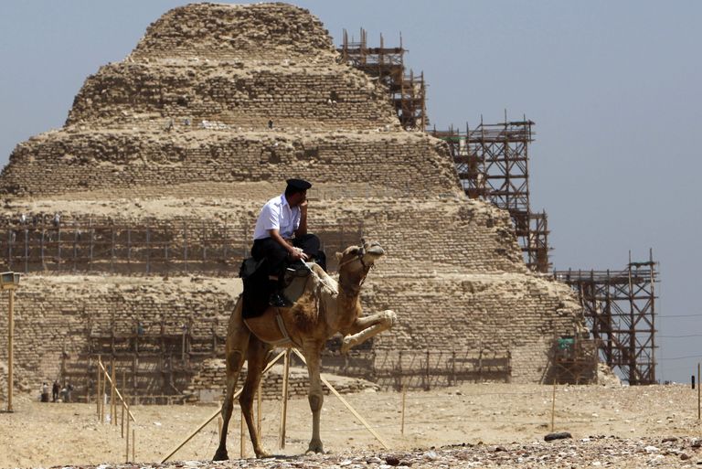 Saqqara astmikpüramiid