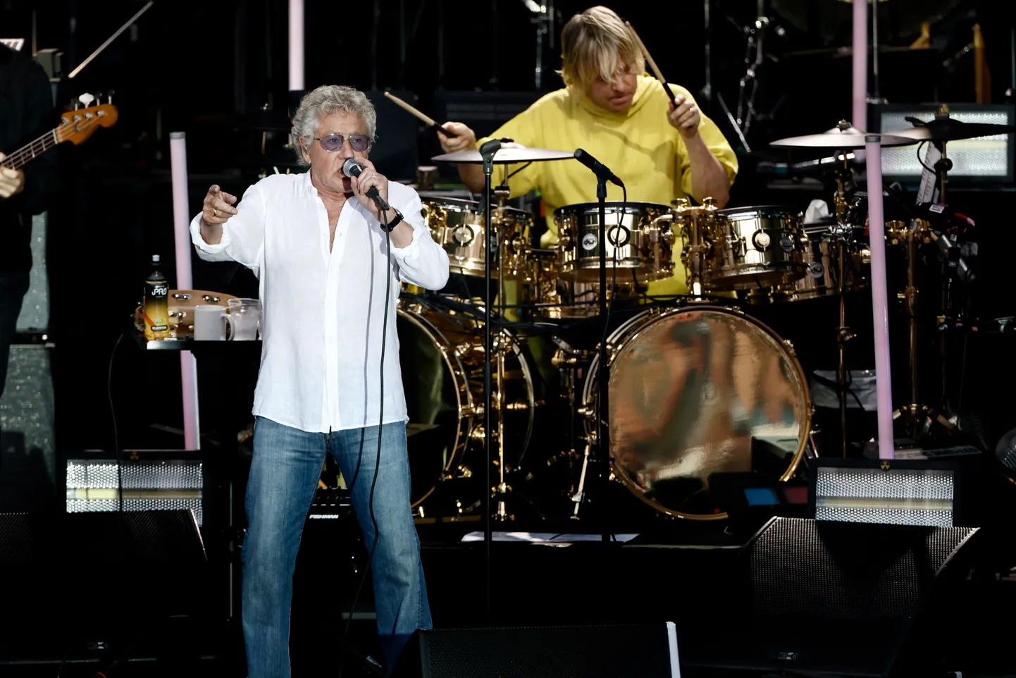 Kas The Who pikaajaline trummar, Ringo Starri poeg Zak Starkey, nõuab laval liiga palju tähelepanu endale? Nõnda arvab laulja Roger Daltrey, kes ütles laval, et ta ei kuule midagi peale trummide.