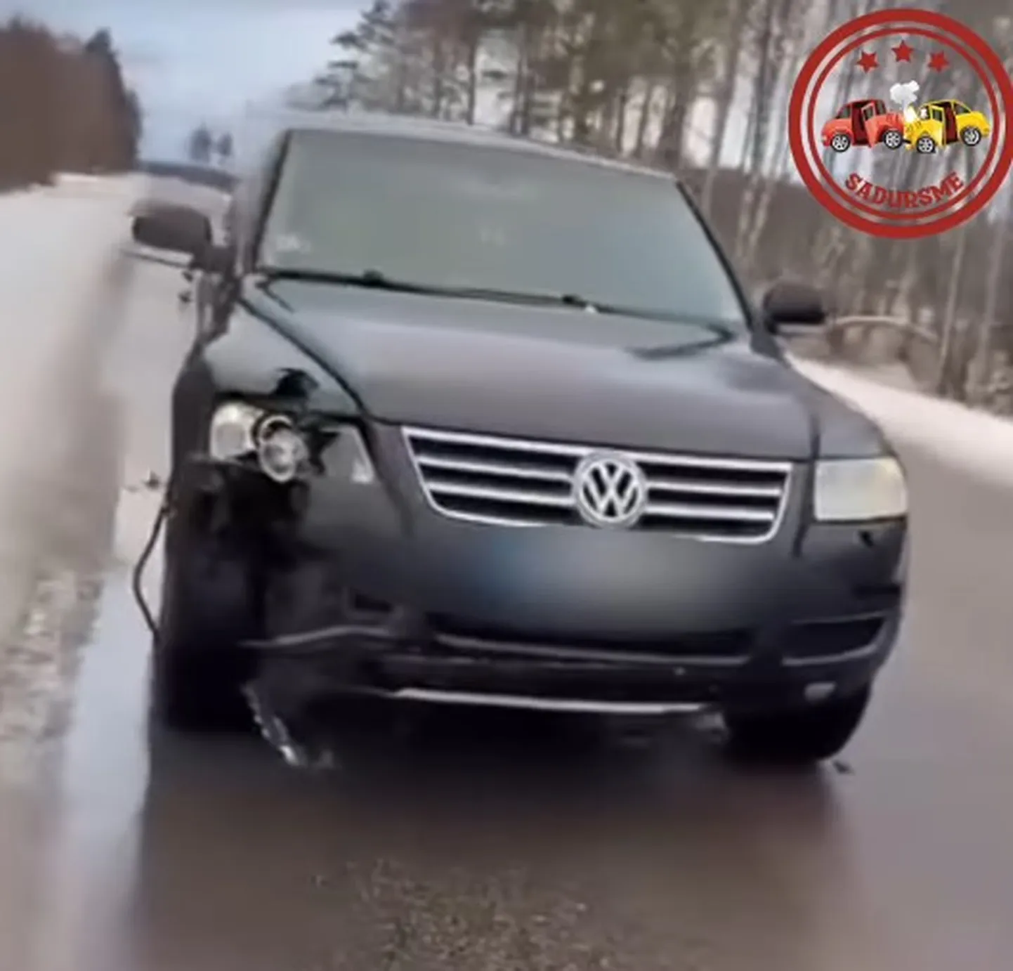 Пьяный водитель устроил аварию. В машине найдена бутылка алкоголя