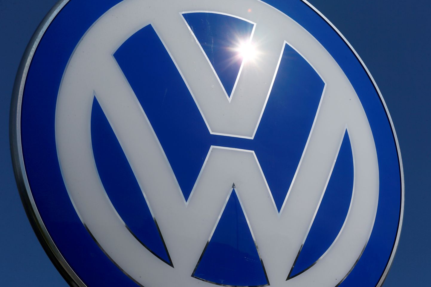 FILE PHOTO: A Volkswagen logo is pictured at Volkswagen's headquarters in Wolfsburg, Germany, April 22, 2016. REUTERS/Hannibal Hanschke/File Photo