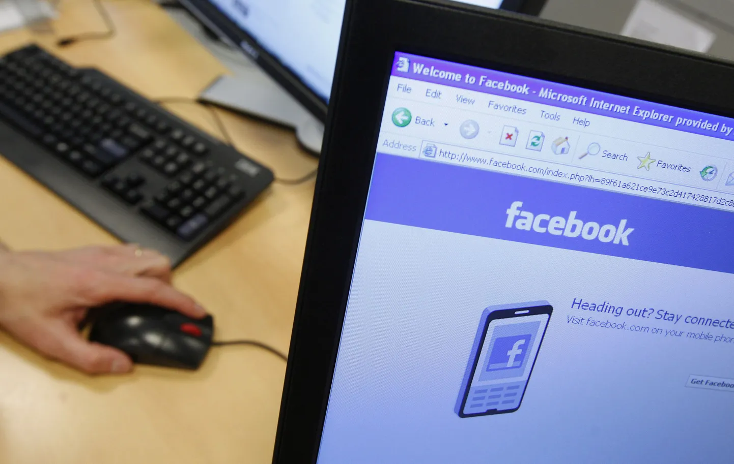 Sotsiaalmeedia vest, mis aitab Facebookis saadetud kallistusi tunda