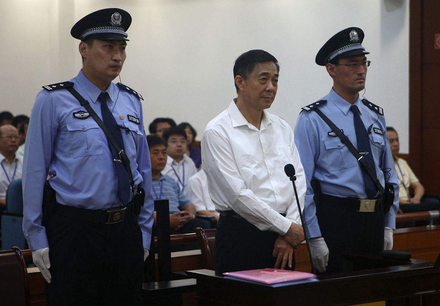 Bo Xilai vahi all.