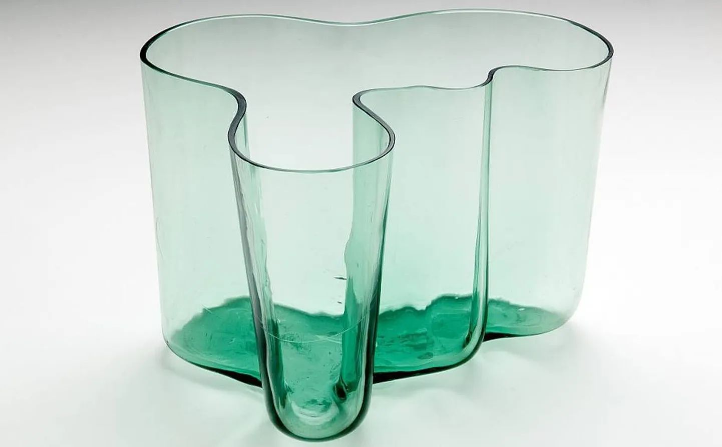 Kunstnik Alvar Aalto kujundatud klassika ehk Savoy vaas