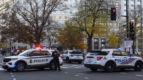 При стрельбе у Белого дома тяжело ранены двое сотрудников Нацгвардии США