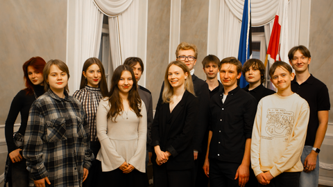 PÄEVAKÜSIMUS ⟩ Mida teeb noortevolikogu ja kust tuleb nende tegevuseks raha?