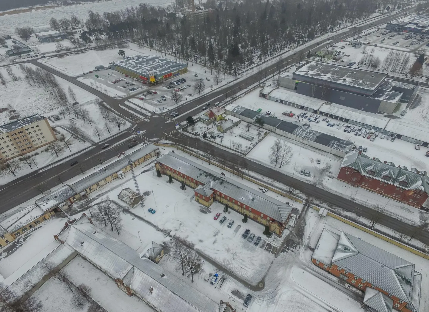 Muinsuskaitseameti seisukoht on see, et kasarmukompleksi hoonete säilimise tagab üksnes nende mälestiseks tunnistamine.