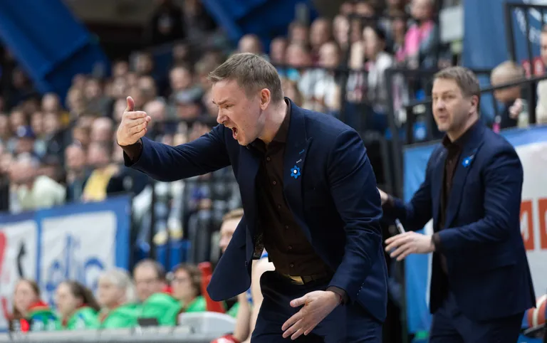Heiko Rannula hoolealuseid juhendamas.