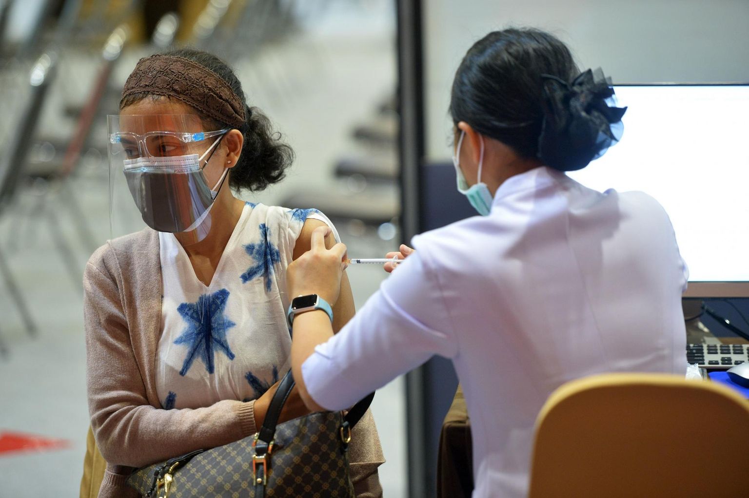 Hiina Sinovaci koroonavaktsiiniga kaitsepookimine Tais Bangkokis 12. mail. 