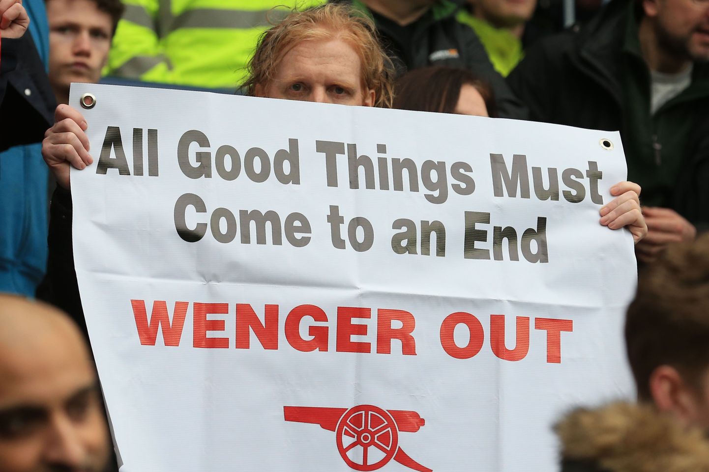 Paljud Arsenali fännid tahavad, et Arsene Wenger ametist lahkuks.