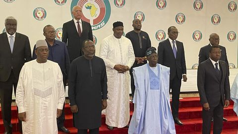 ECOWAS andis Nigeri huntale nädala võimust loobumiseks