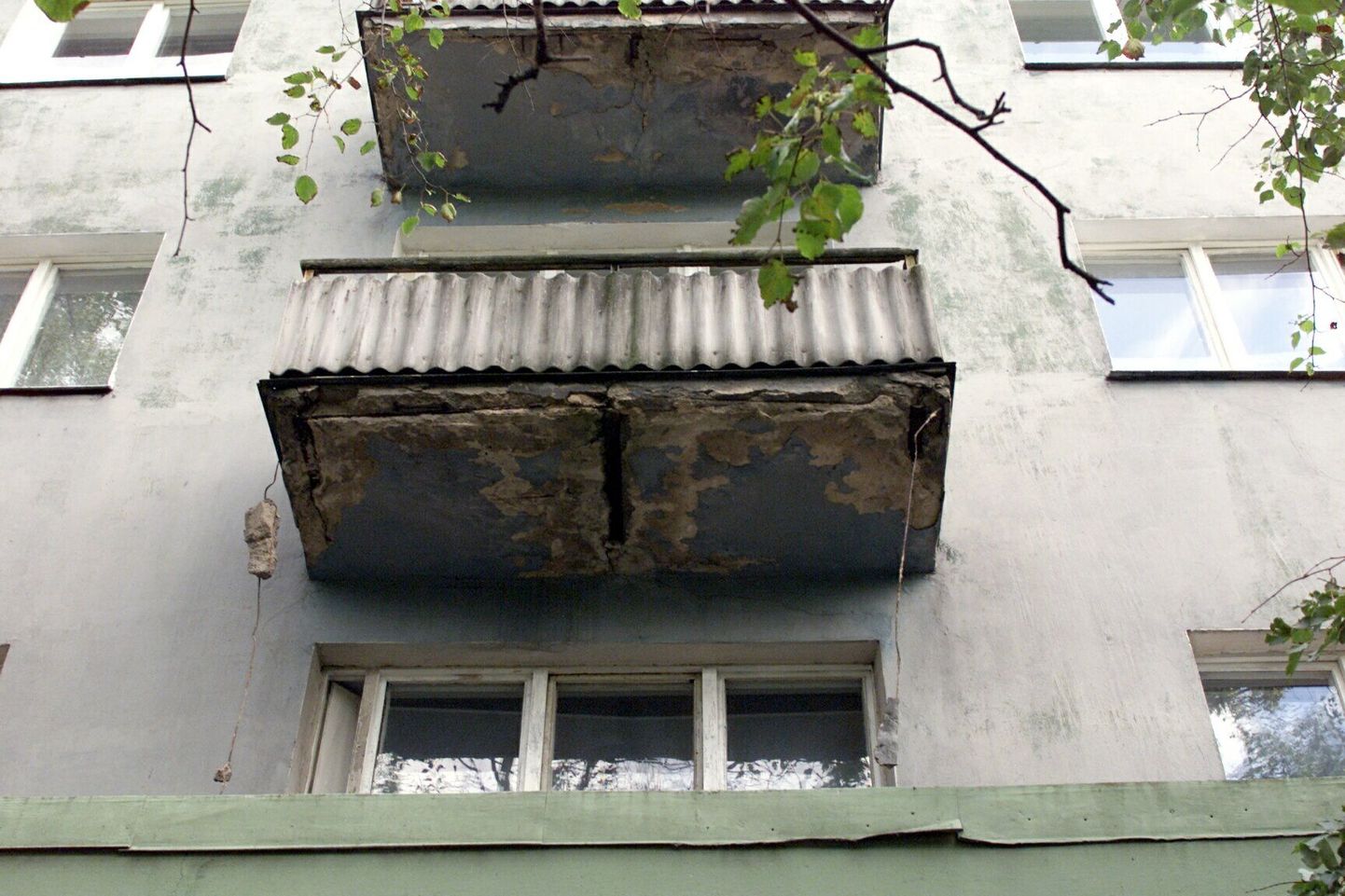 Старый балкон. Иллюстративное фото.