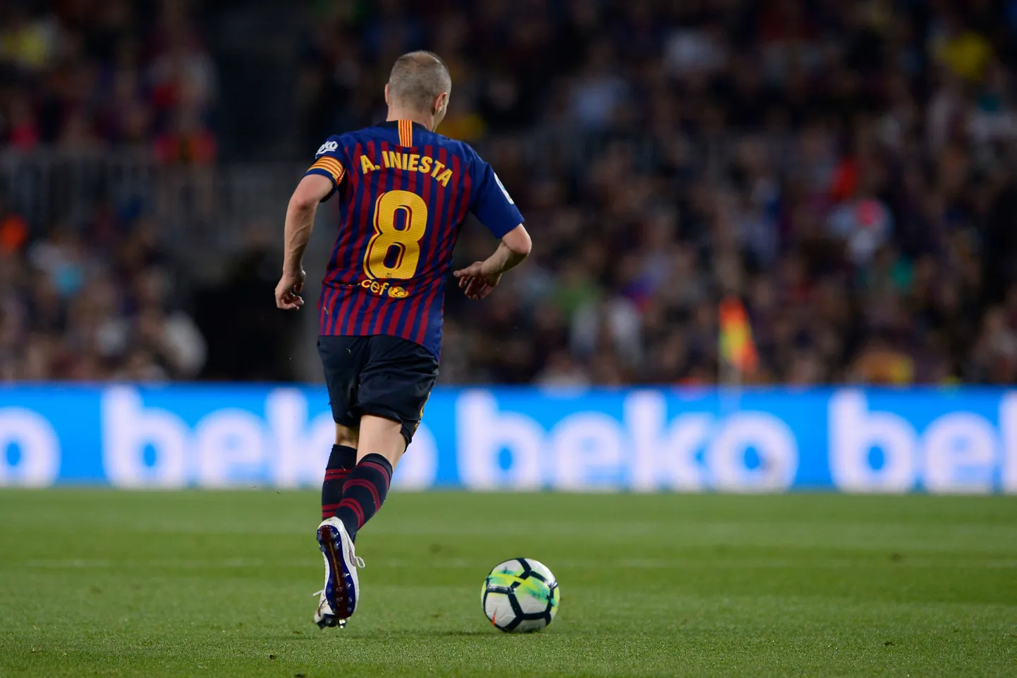 Andres Iniesta tõmbas pikale karjäärile Barcelona ridades joone alla.