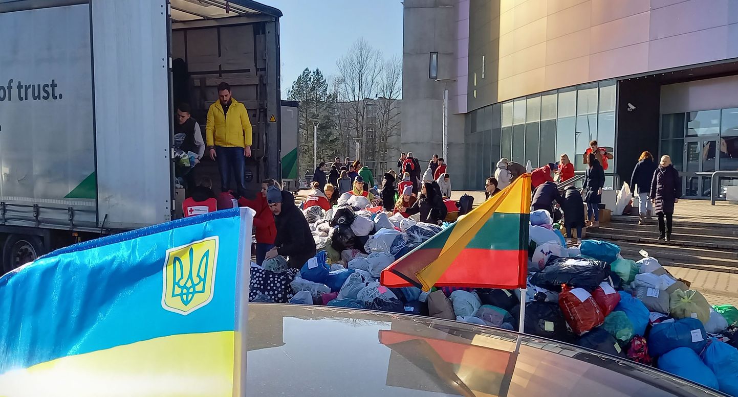 Гуманитарная помощь для оказавшихся в Литве украинских военных беженцев.
