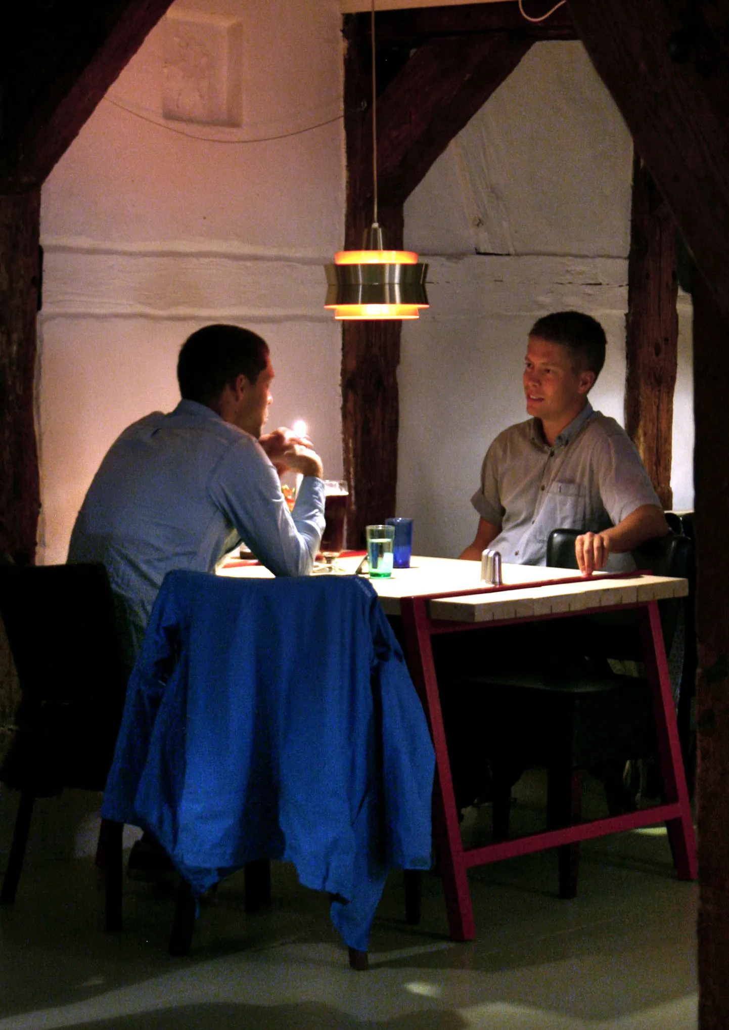 Toidujäätmest roogi valmistav restoran Taanis.