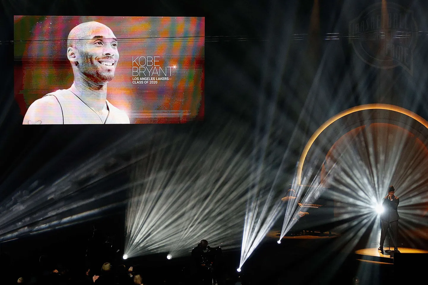 Kobe Bryant nimetati NBA kuulsuste halli.