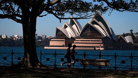 TIKTOKIST TERRORISTIKS ⟩ 16-aastane poiss plaanis Sydney ooperimaja ja maratoni pommirünnakut