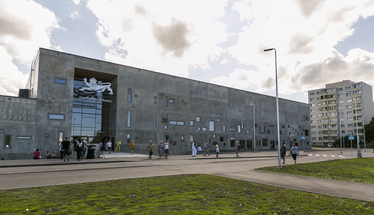 Avati pidulikult Tondiraba jäähall