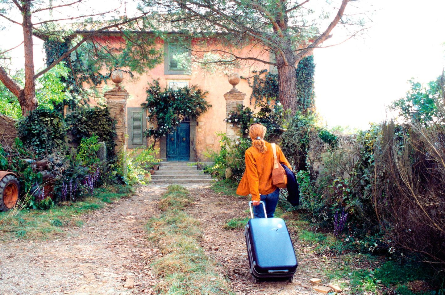 Diane Lane filmis "Toskaana päikese all" villasse astumas