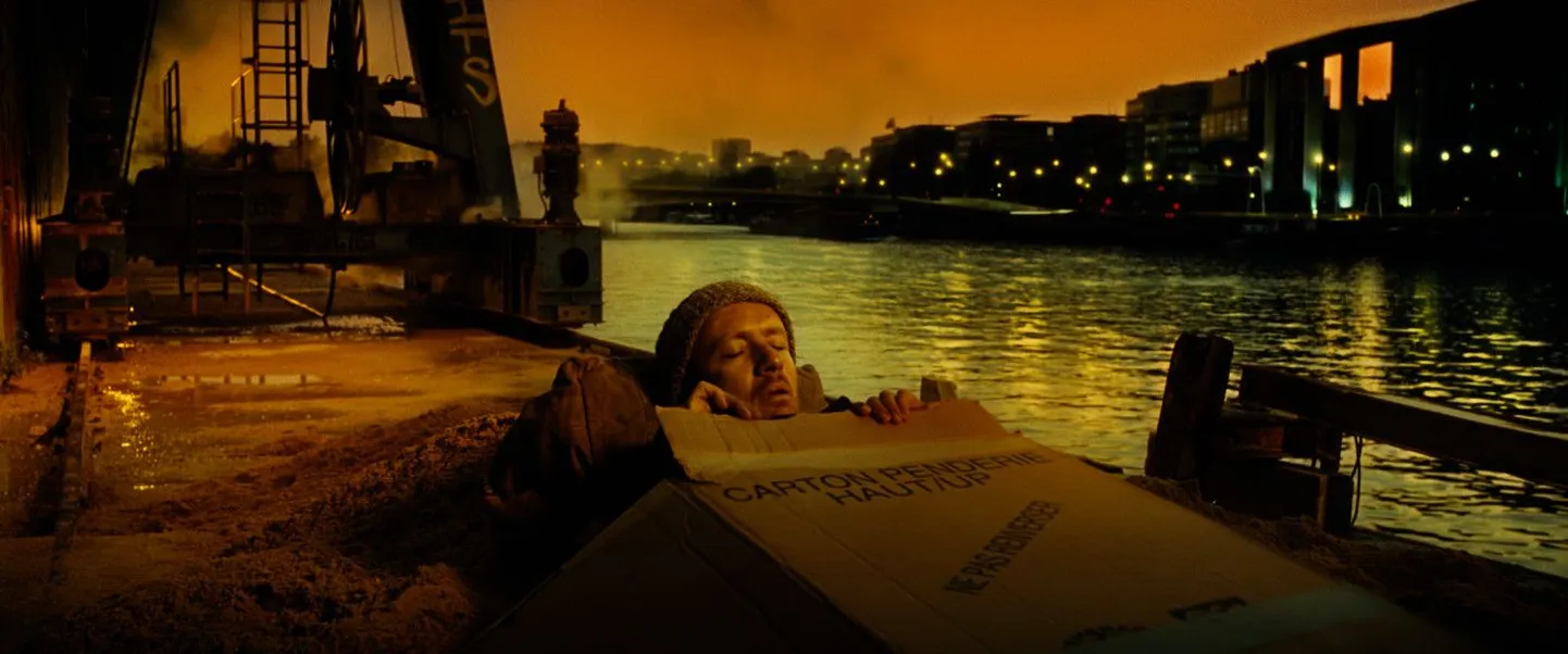 Pariisi taeva all: kodutu Bazil (Dany Boon).