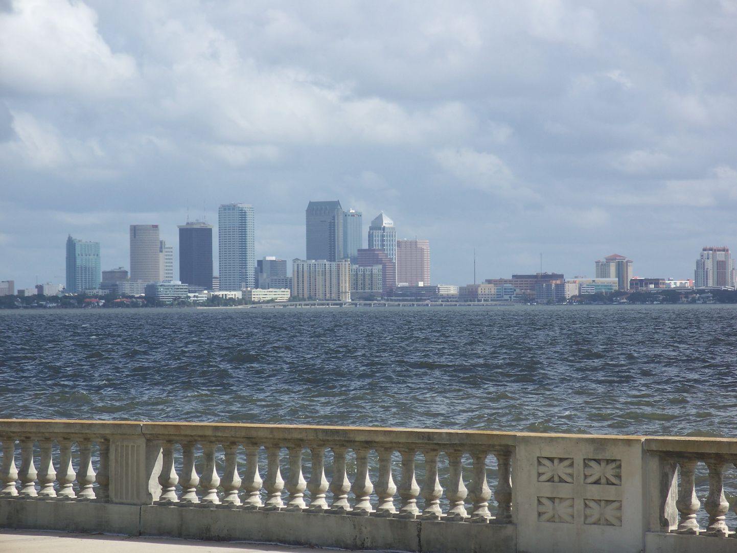 Tampa on üks Mehhiko lähe äärsetest kuurortlinnadest ja tuntud oma sigaritööstuse, loomaaia ja valgete randade poolest.