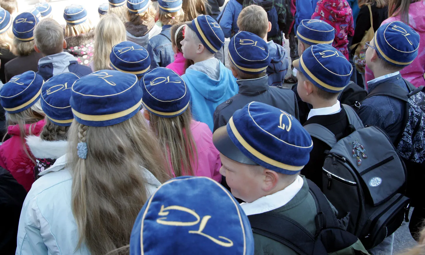 Tapa gümnaasiumi õpilased.