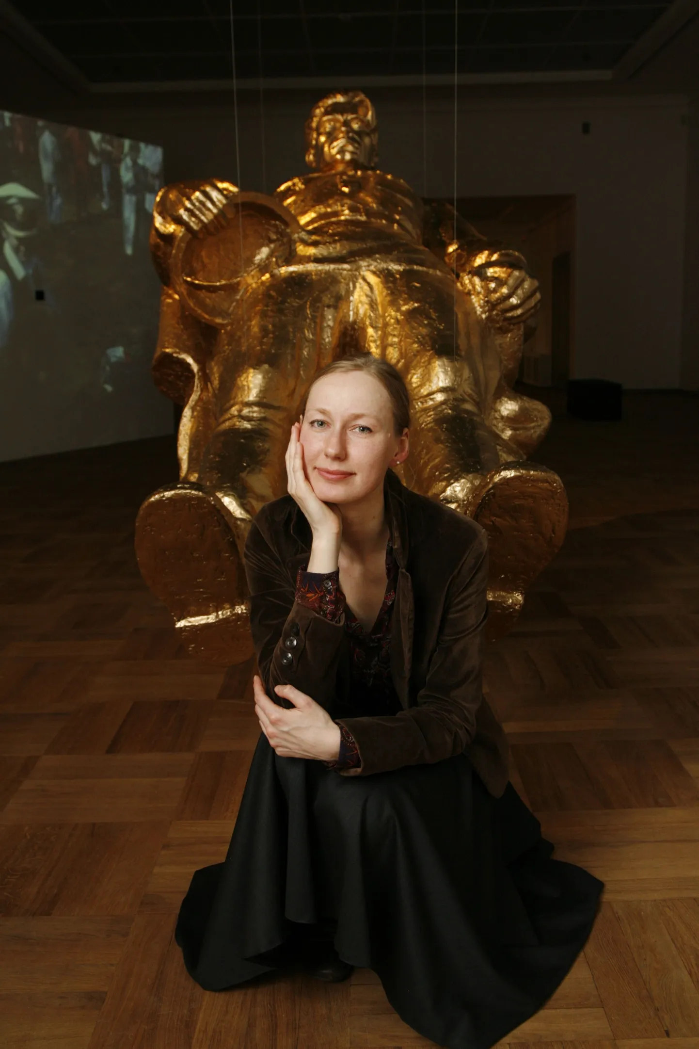 Kuldsõdur ja tema autor Kristina Norman.