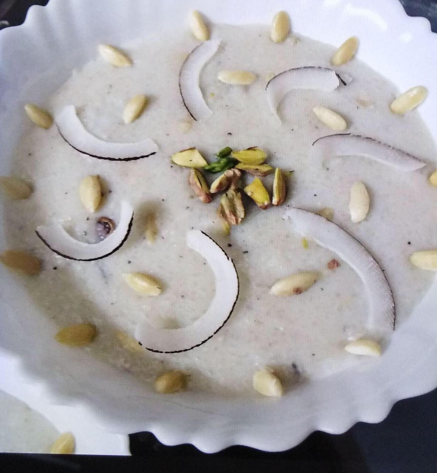 Kheer ehk riisipuding on Pakistanis armastatud magustoit, mida serveeritakse pulmade ja muude suuremate pidustuste ajal, ent valmistatakse ka koduse magustoiduna.