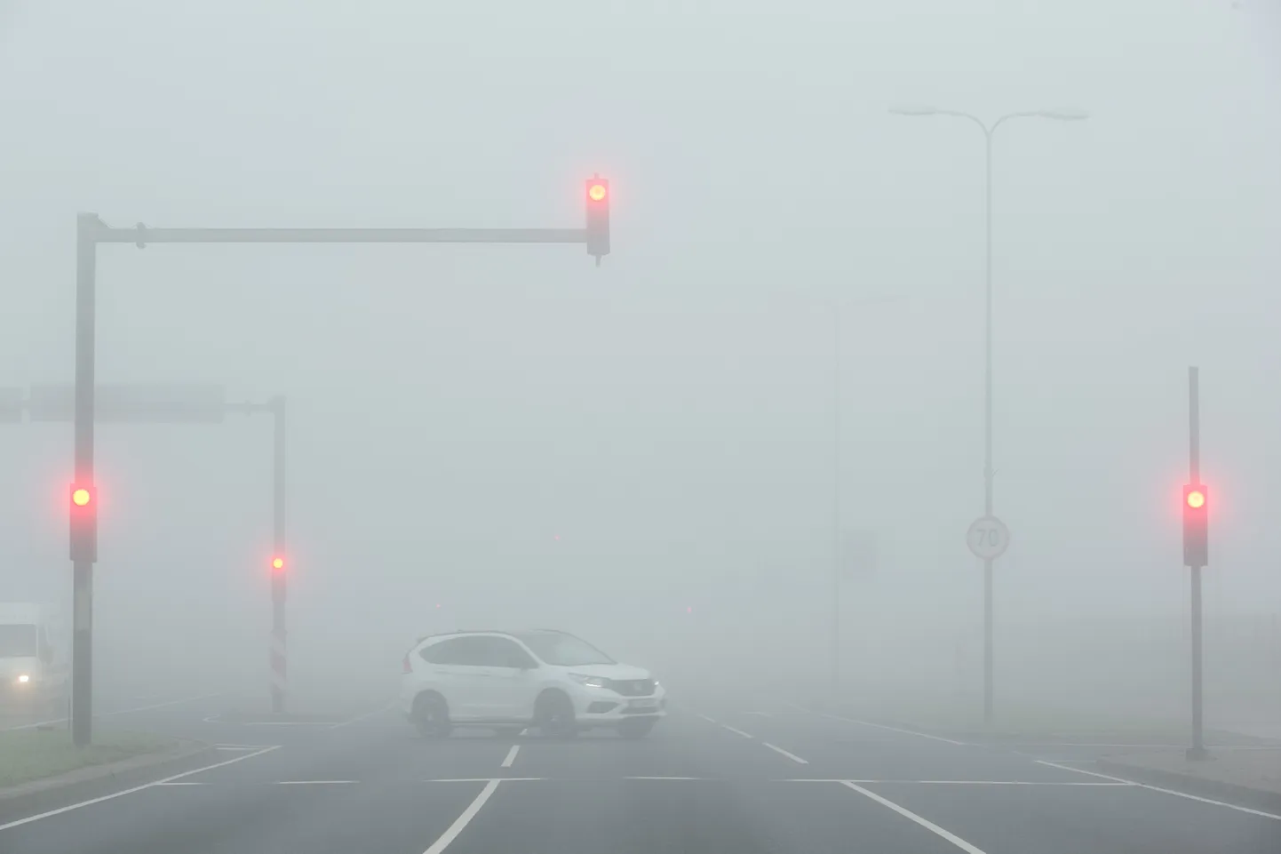 Tartu maantee, lennujaama juures