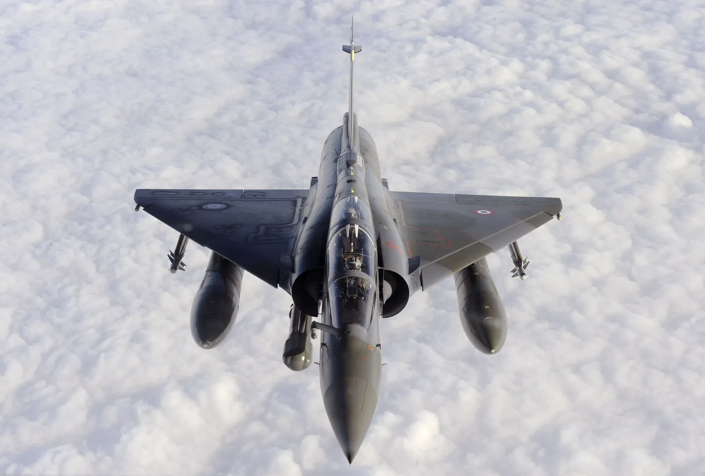 Prantsuse õhujõudude hävituslennuk Mirage 2000.