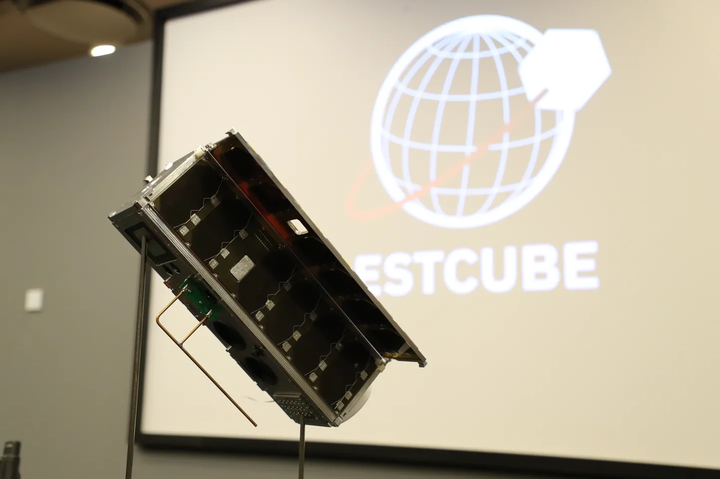 The Estcube-2 satellite.